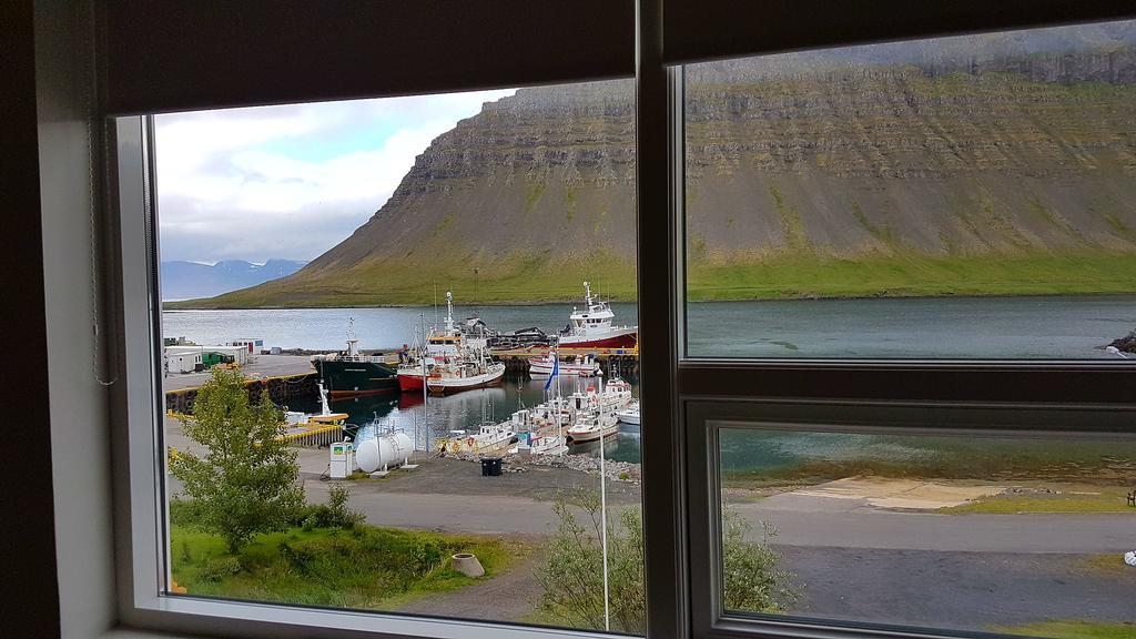 Harbour Inn - Guesthouse Bíldudalur Екстериор снимка